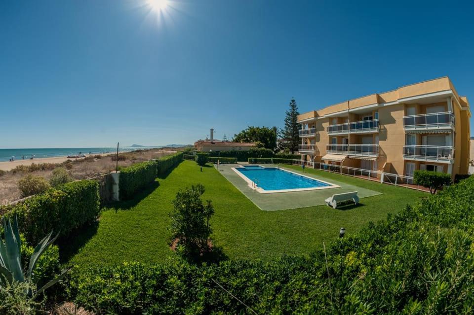 Apartamento Nat En Primera Linea De Playa Playa De Xeraco Bagian luar foto